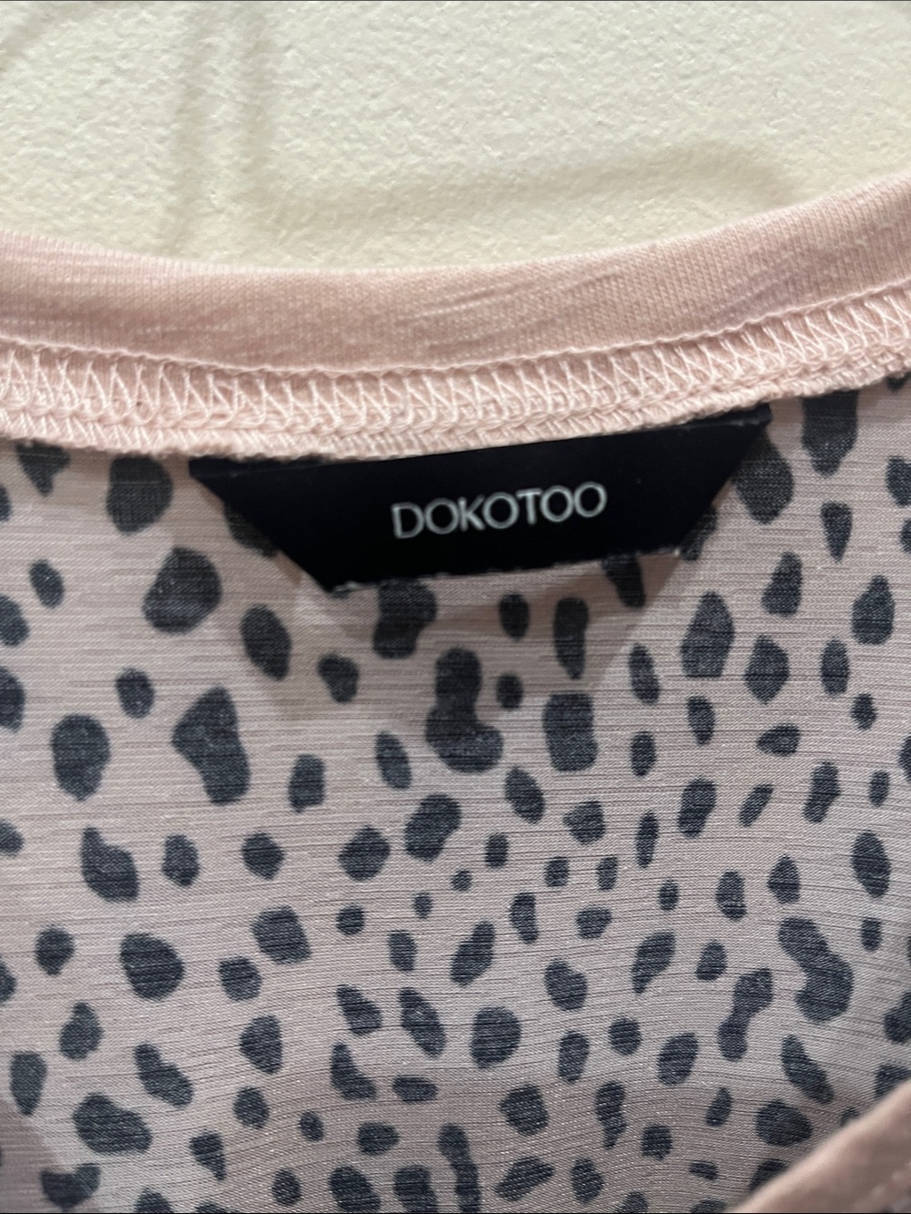 🖤🩷 Sleeveless Cheetah-Print Tank Top - Pink/Black - Picture 5 of 10